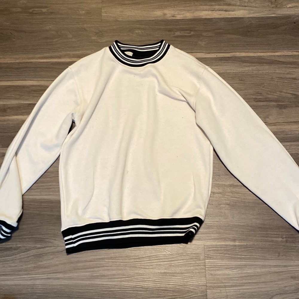 No boundaries sweater